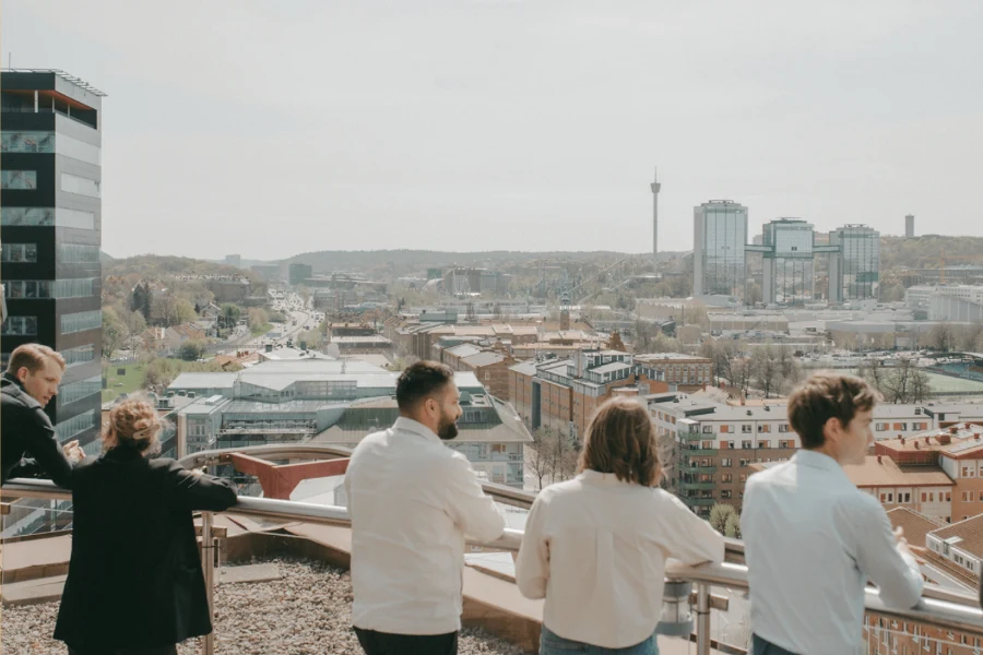 Bør offentlige digitale løsninger tilpasses generationerne - april 2025
